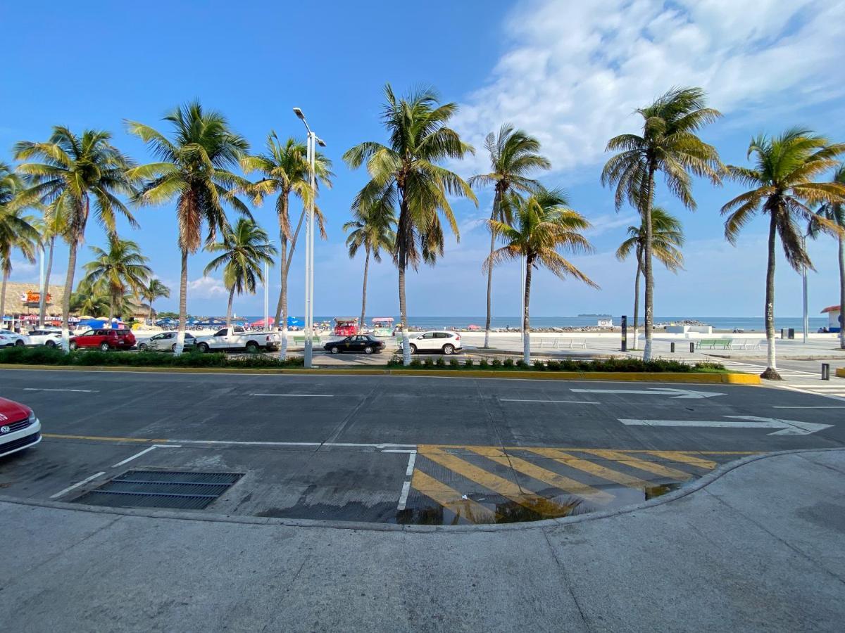 Hotel Hostal De Cortes Veracruz Bagian luar foto