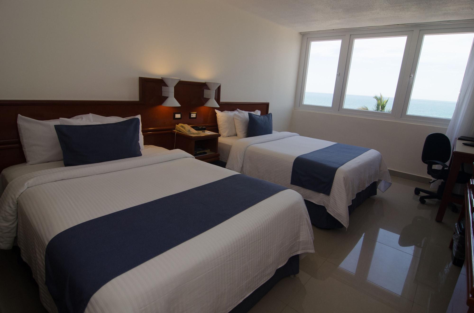 Hotel Hostal De Cortes Veracruz Bagian luar foto
