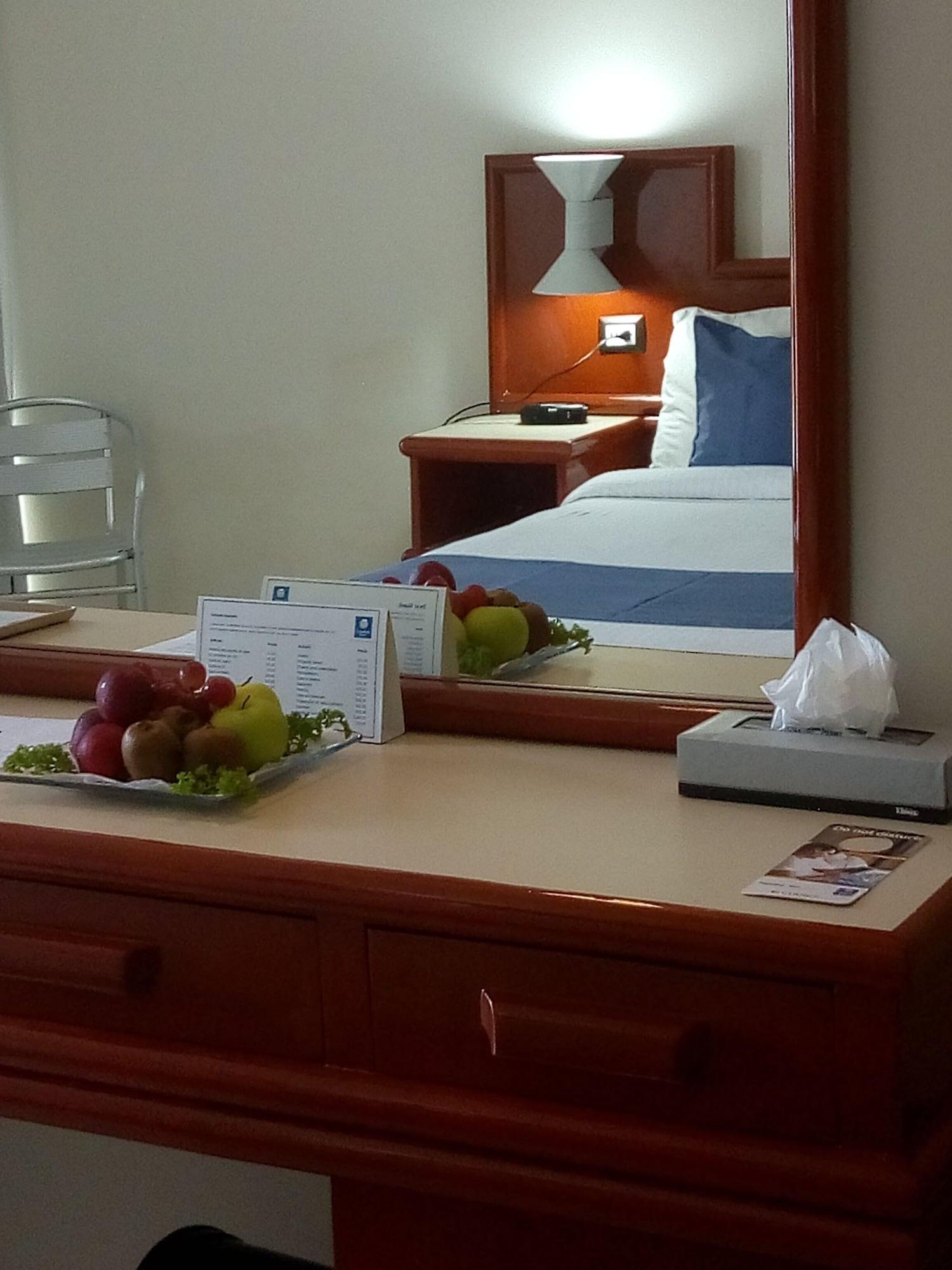 Hotel Hostal De Cortes Veracruz Bagian luar foto