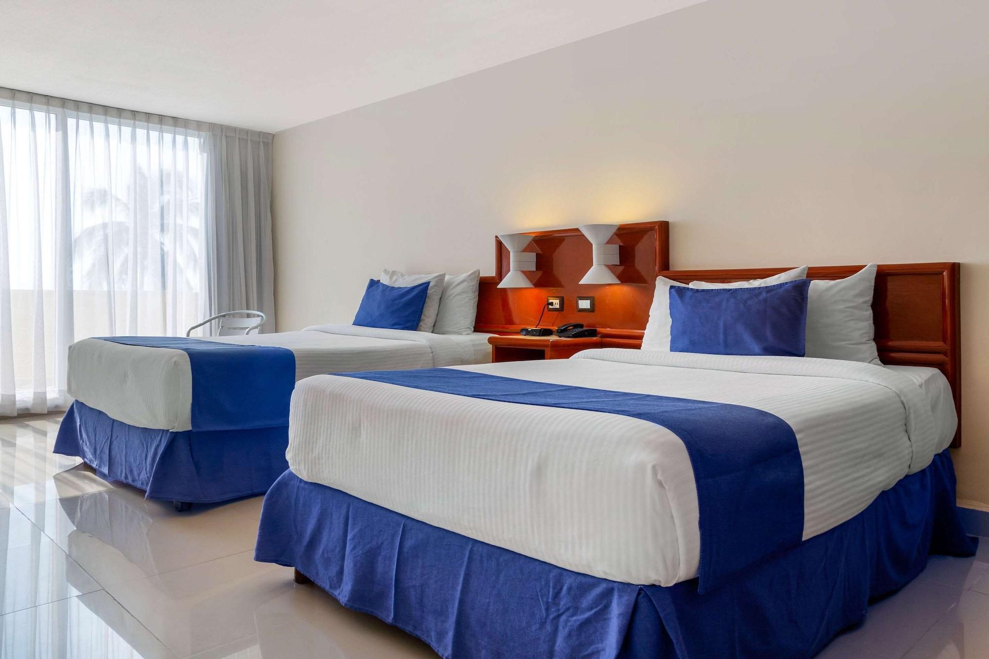 Hotel Hostal De Cortes Veracruz Bagian luar foto