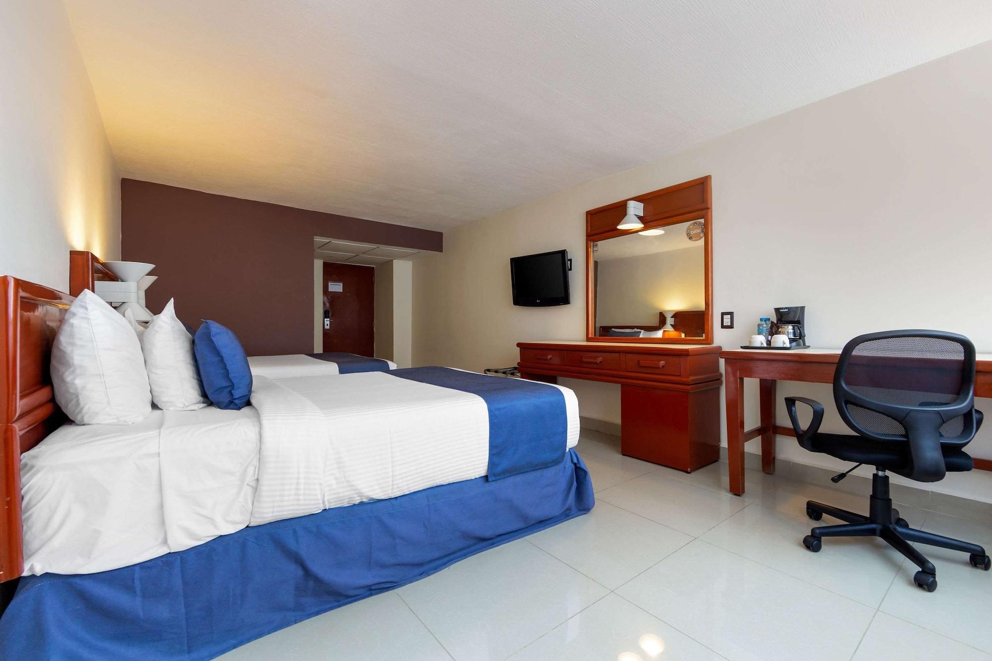 Hotel Hostal De Cortes Veracruz Bagian luar foto