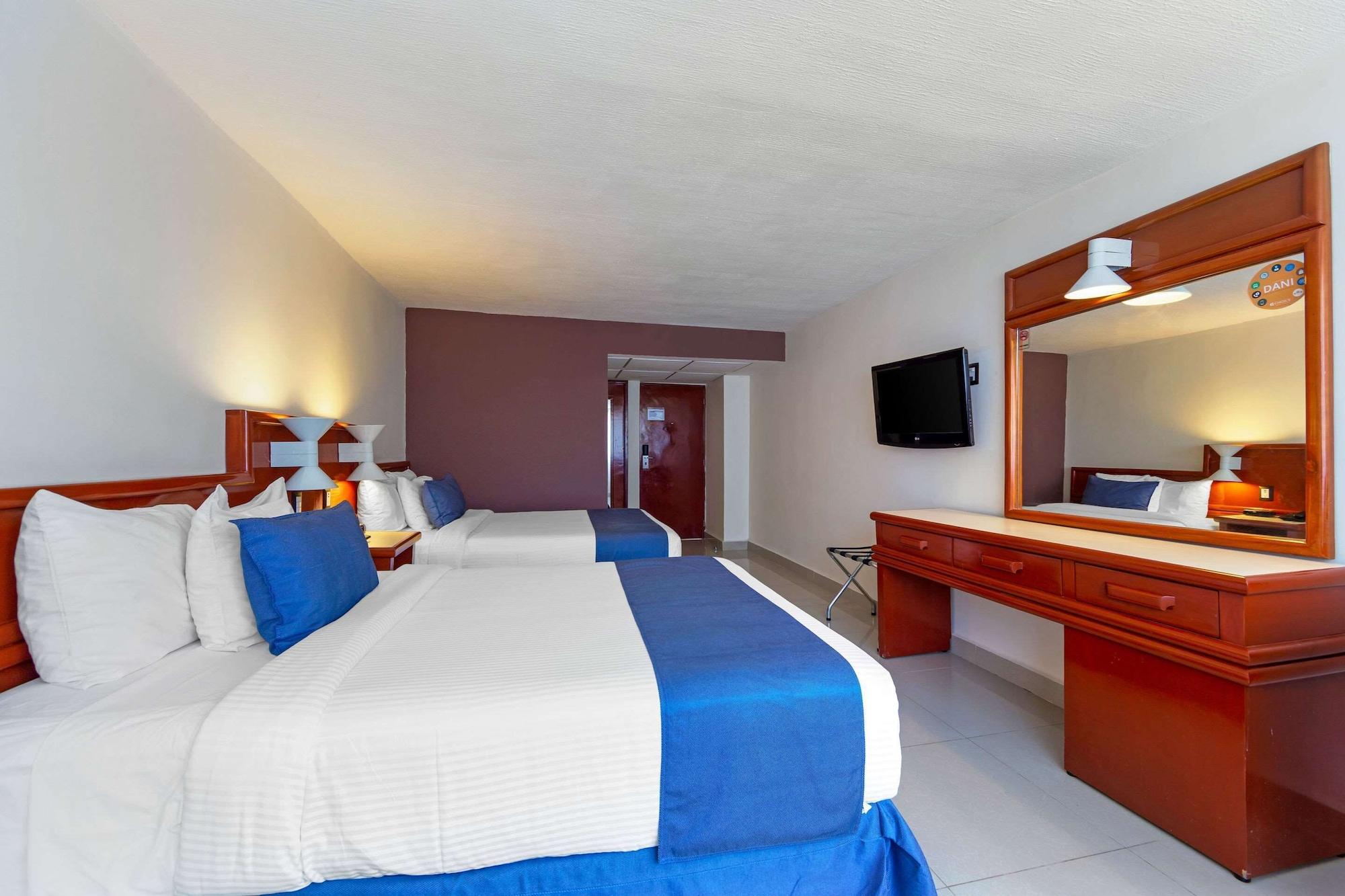 Hotel Hostal De Cortes Veracruz Bagian luar foto