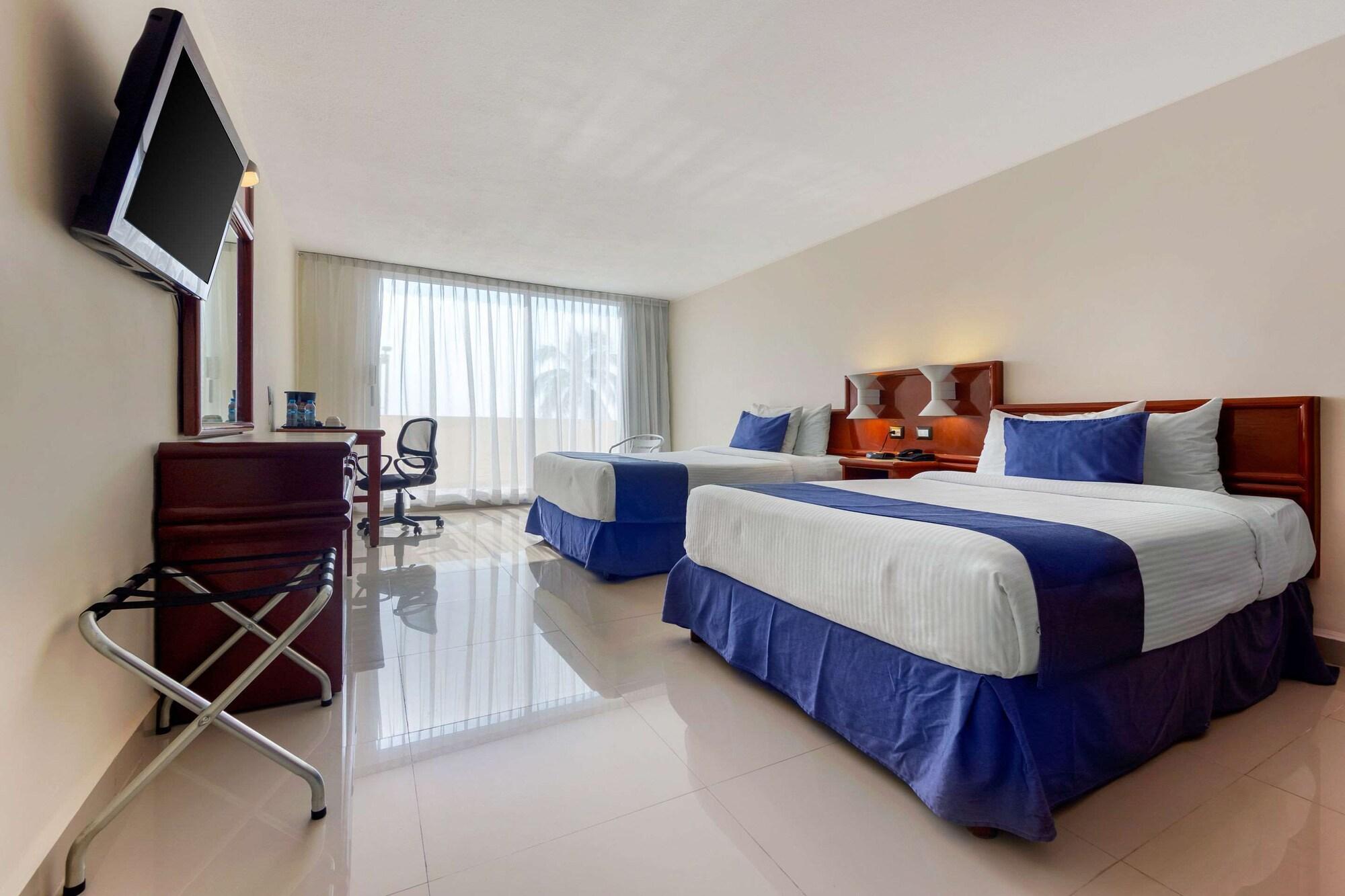 Hotel Hostal De Cortes Veracruz Bagian luar foto