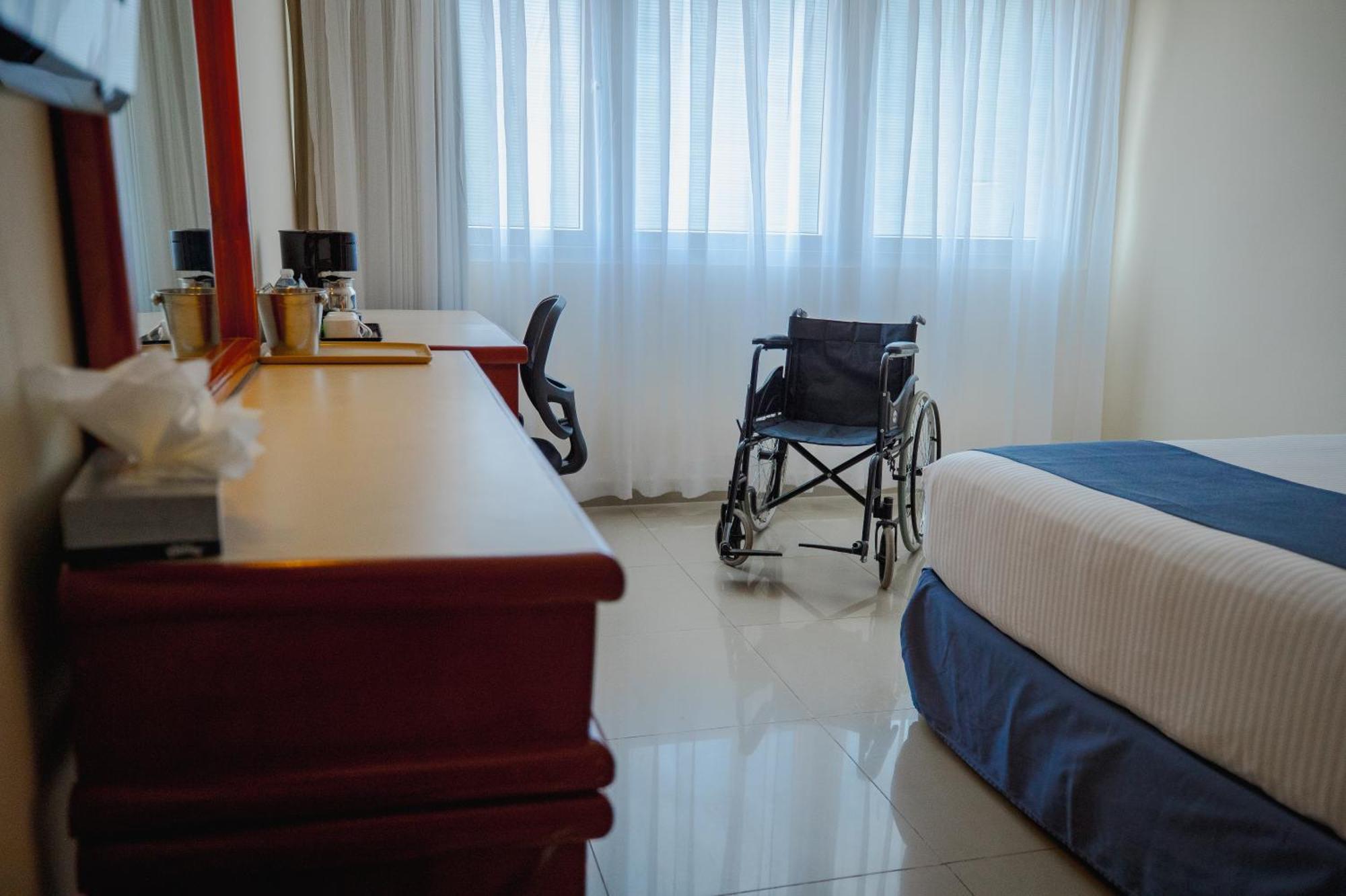 Hotel Hostal De Cortes Veracruz Bagian luar foto